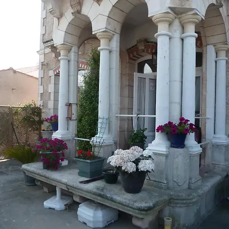 D'hotes L'insulaire Pensión Saint-Denis-dʼOléron