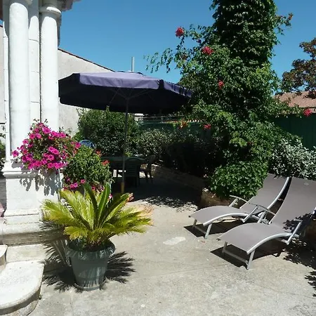 D'hotes L'insulaire ゲストハウス Saint-Denis-dʼOléron