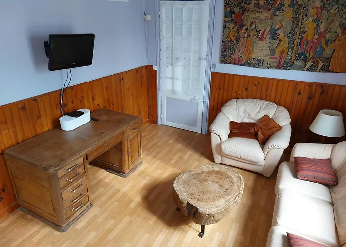 D'hotes L'insulaire 3*