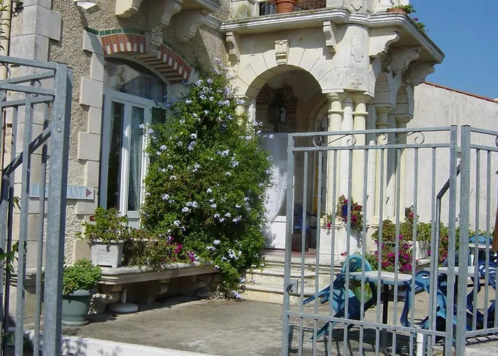 D'hotes L'insulaire Saint-Denis-dʼOléron