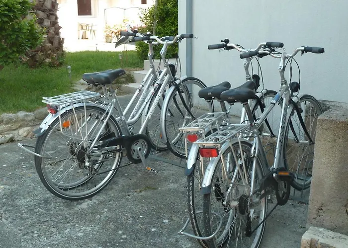 Gasthof D'hotes L'insulaire